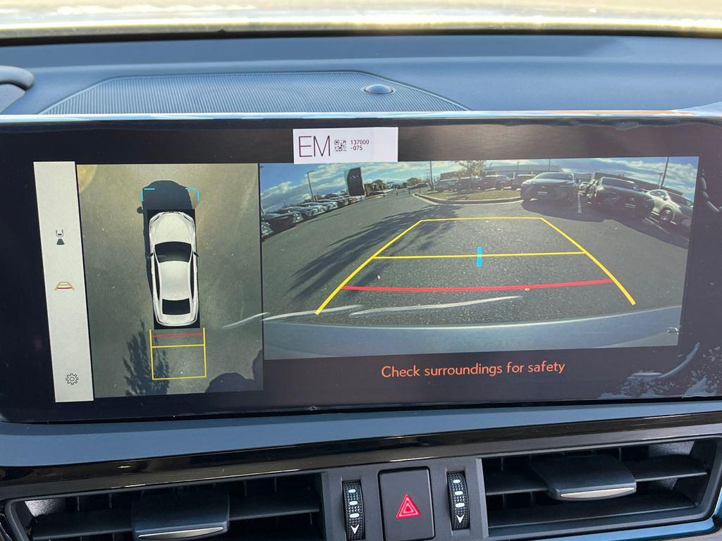 new 2025 Lexus ES 300h car, priced at $54,739