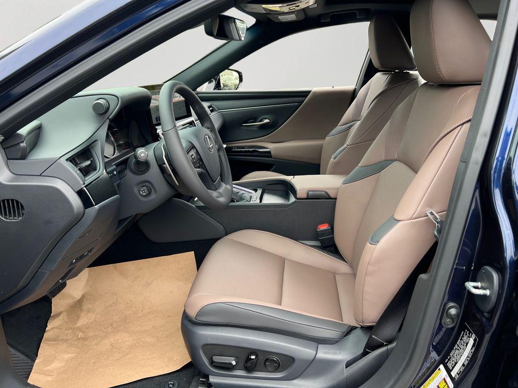new 2025 Lexus ES 300h car, priced at $51,489