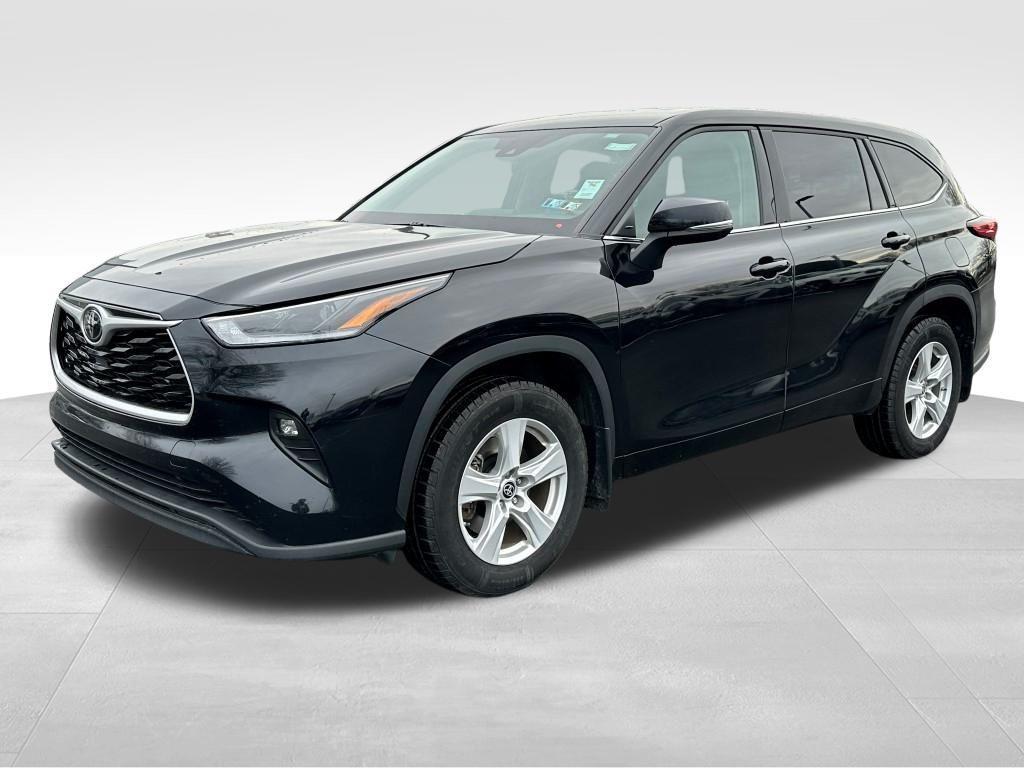 used 2021 Toyota Highlander car, priced at $28,638