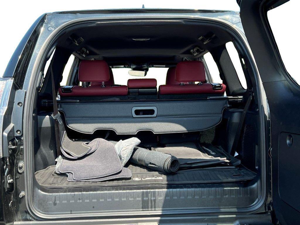 used 2022 Lexus GX 460 car, priced at $50,992