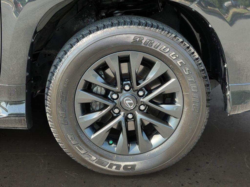 used 2022 Lexus GX 460 car, priced at $50,992