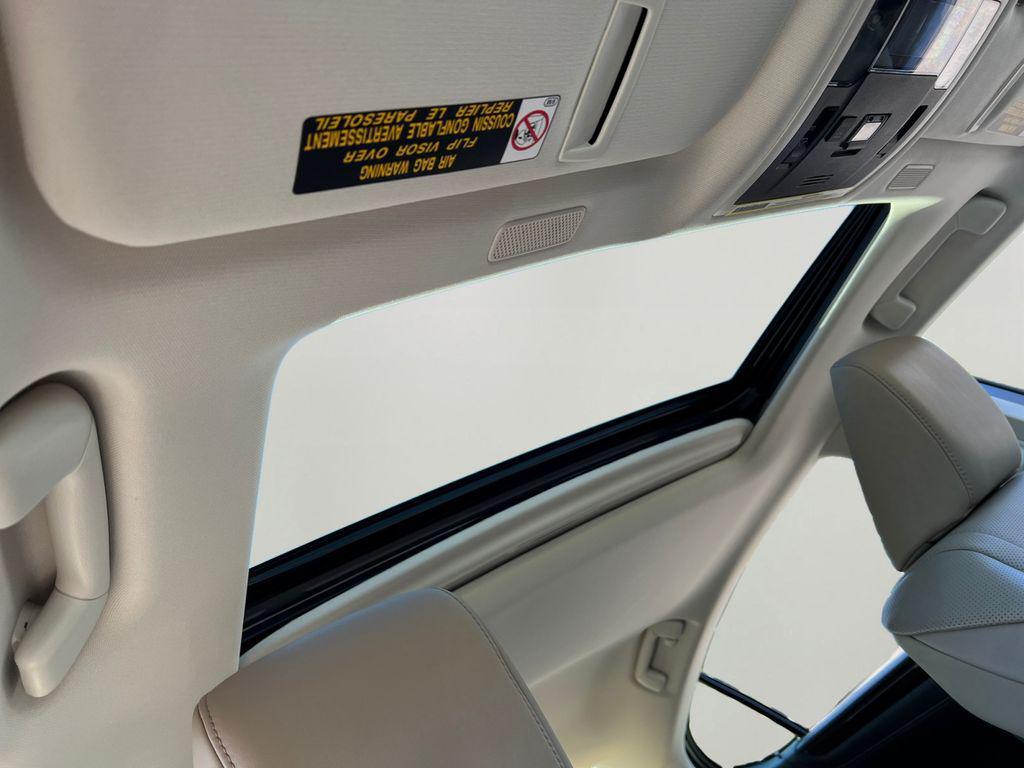 used 2019 Lexus ES 300h car, priced at $32,799