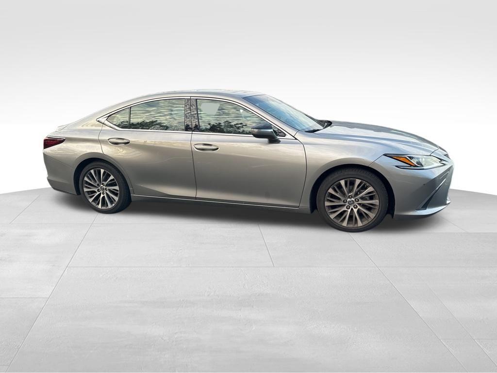 used 2021 Lexus ES 350 car, priced at $28,892