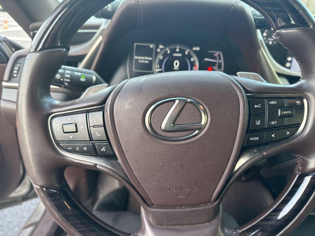 used 2021 Lexus ES 350 car, priced at $28,892