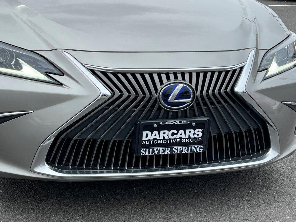 used 2020 Lexus ES 300h car, priced at $31,869