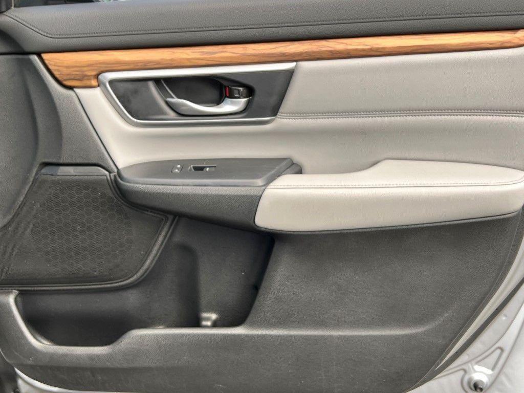 used 2020 Honda CR-V car, priced at $25,299