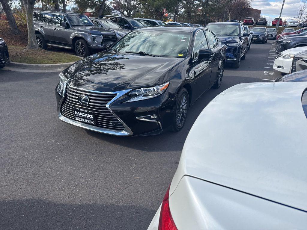used 2018 Lexus ES 350 car, priced at $27,856