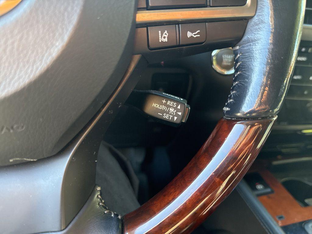 used 2016 Lexus LX 570 car, priced at $50,799