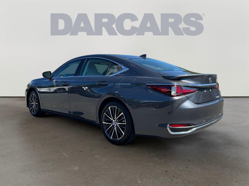 used 2025 Lexus ES 300h car, priced at $45,900