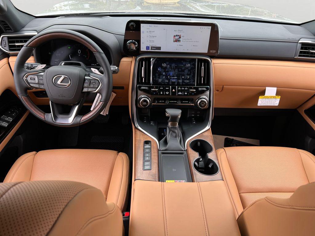 new 2025 Lexus LX 600 car, priced at $117,058
