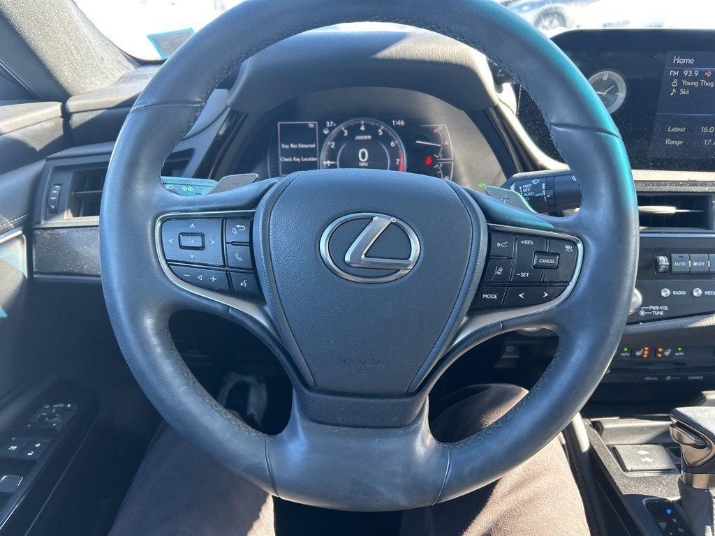 used 2022 Lexus ES 350 car, priced at $36,556