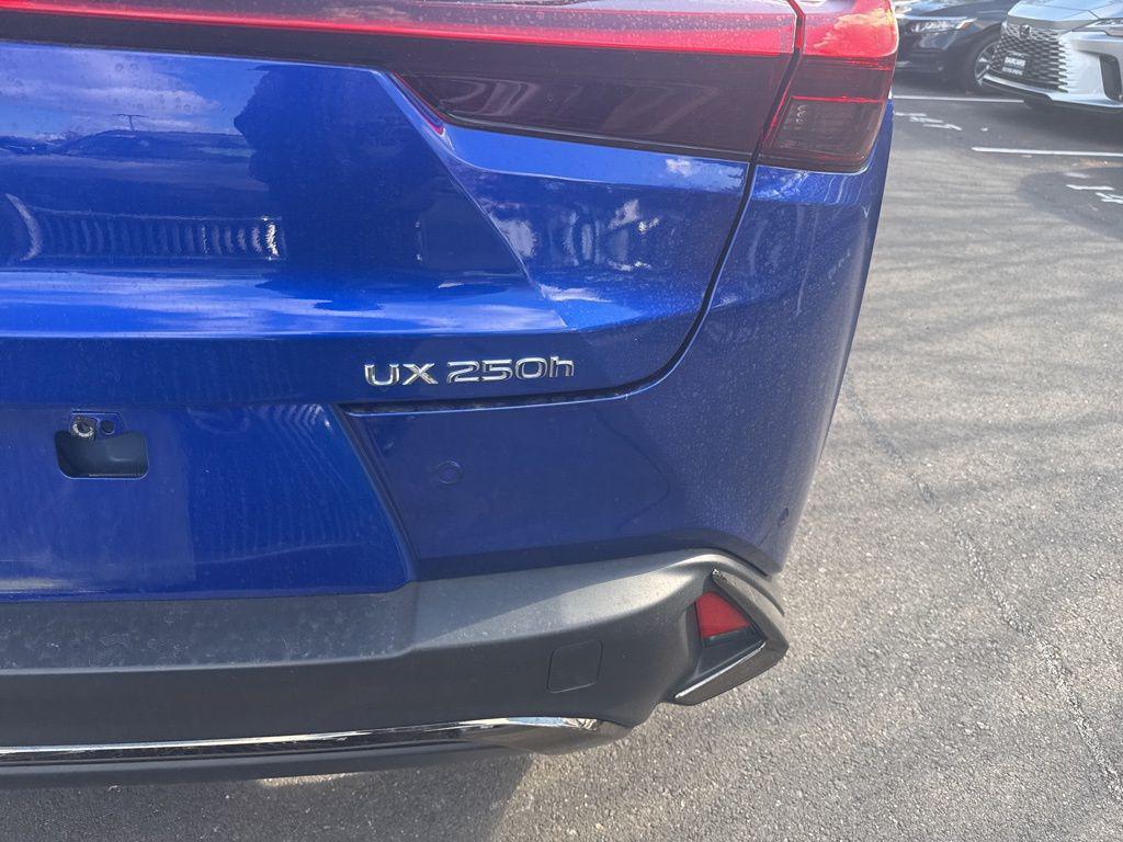 used 2020 Lexus UX 250h car, priced at $27,499
