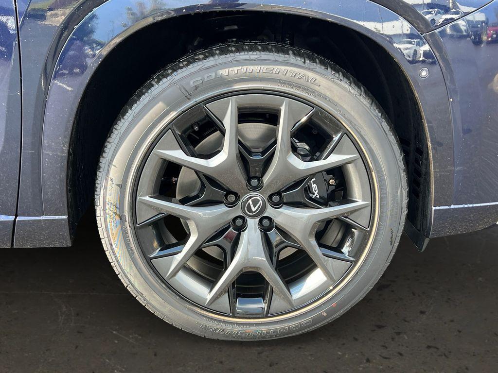 new 2025 Lexus TX 500h car, priced at $73,105