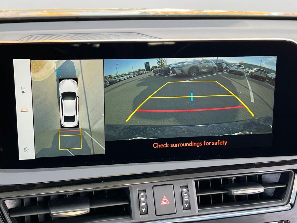 new 2025 Lexus ES 300h car, priced at $53,660