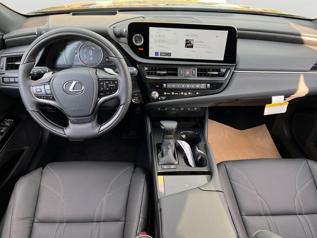 new 2025 Lexus ES 300h car, priced at $53,660
