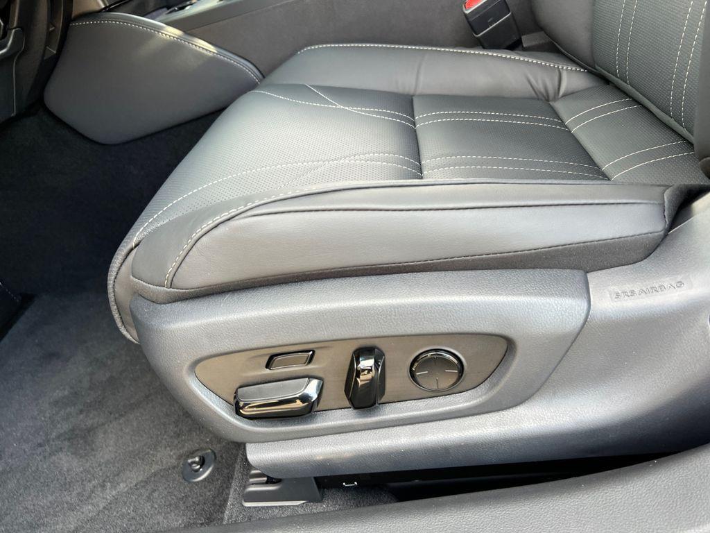 new 2025 Lexus ES 300h car, priced at $53,660