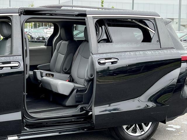 used 2022 Toyota Sienna car, priced at $38,227