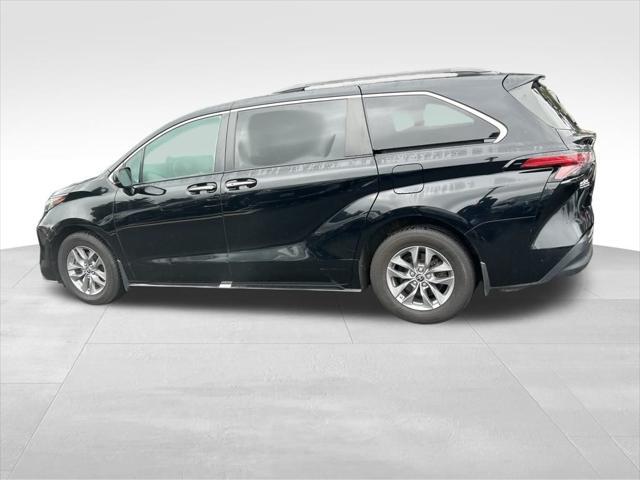 used 2022 Toyota Sienna car, priced at $37,500