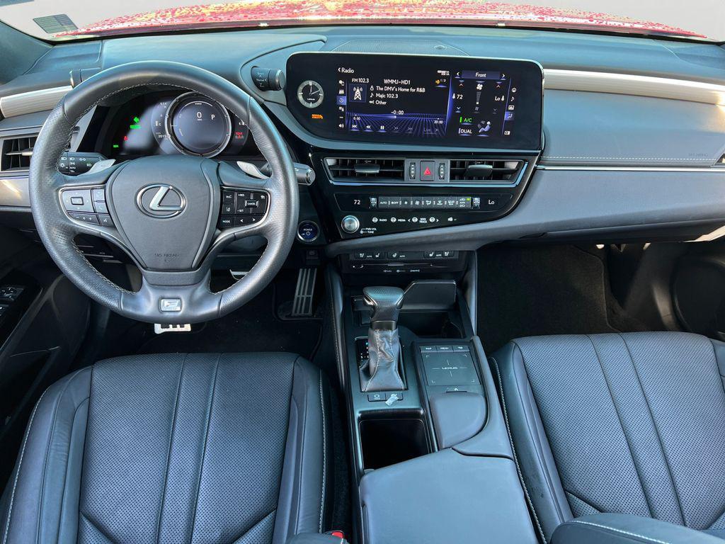 used 2022 Lexus ES 300h car, priced at $36,299