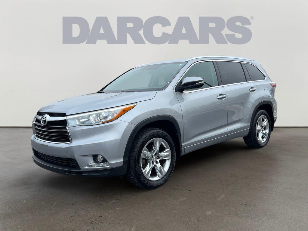 used 2015 Toyota Highlander car, priced at $19,899