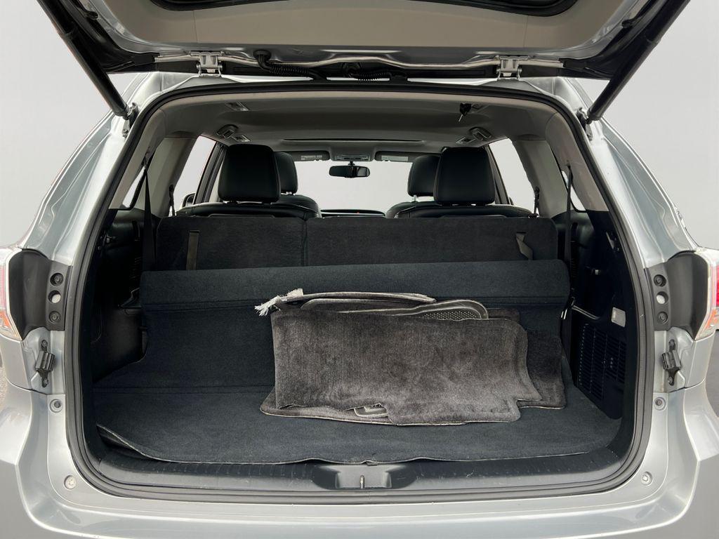 used 2015 Toyota Highlander car, priced at $19,899