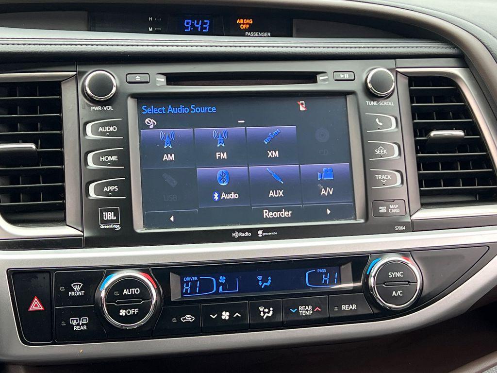 used 2015 Toyota Highlander car, priced at $19,899