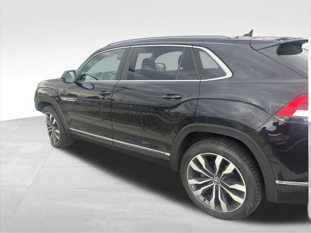 used 2021 Volkswagen Atlas Cross Sport car, priced at $28,436