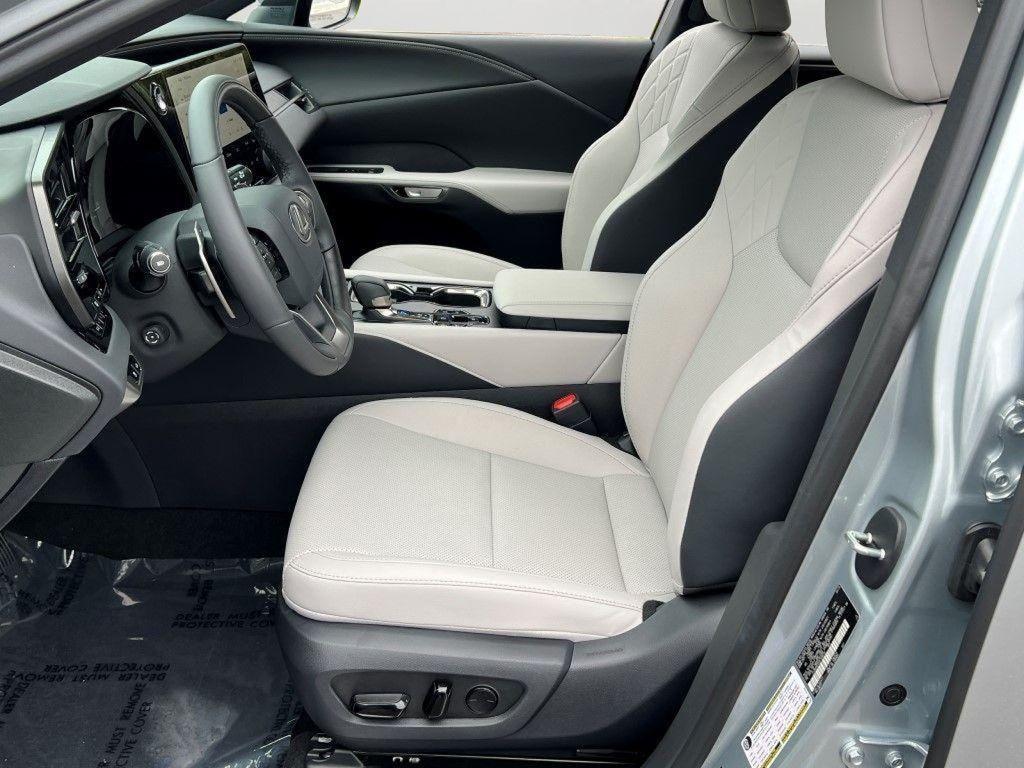 used 2025 Lexus RX 350 car, priced at $52,499