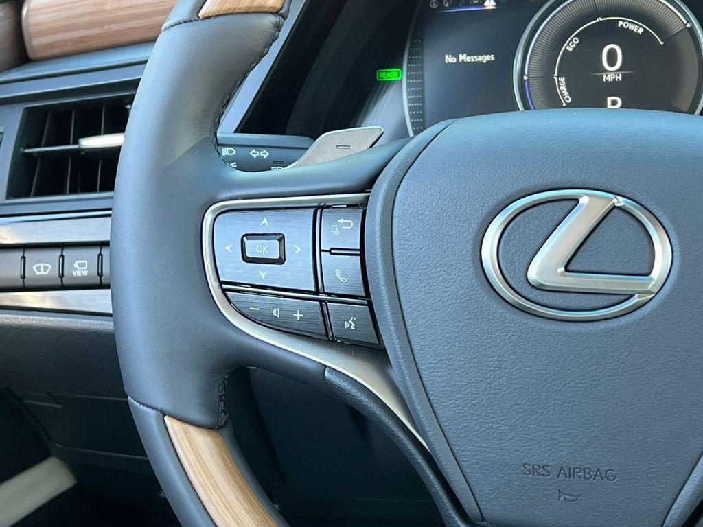 new 2025 Lexus ES 300h car, priced at $54,724