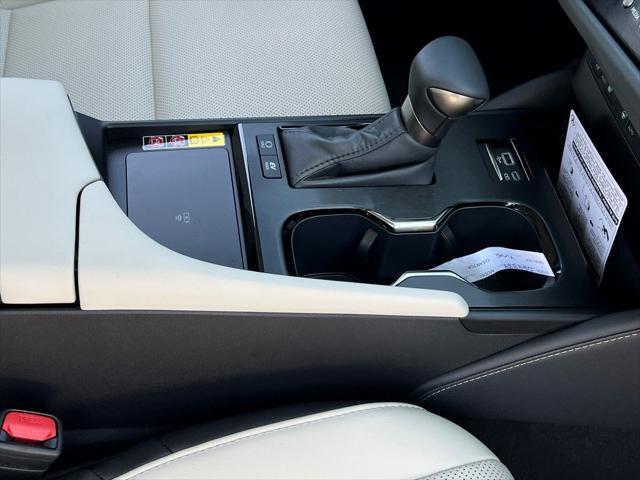 new 2025 Lexus ES 300h car, priced at $49,021