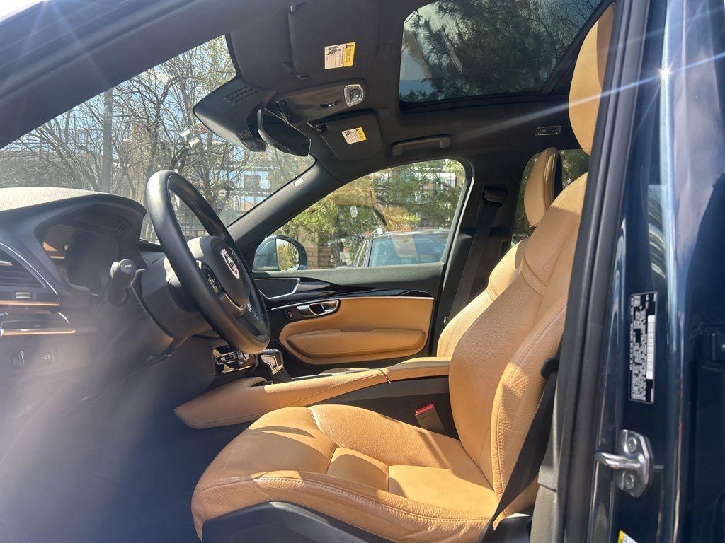 used 2019 Volvo XC90 car