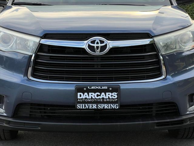 used 2016 Toyota Highlander car, priced at $20,990