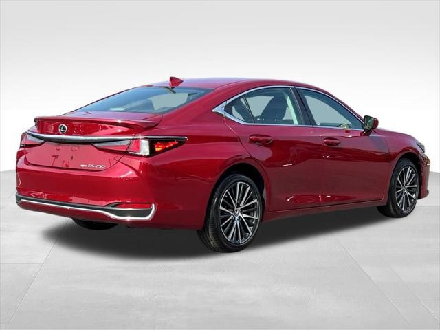 used 2024 Lexus ES 250 car, priced at $37,322