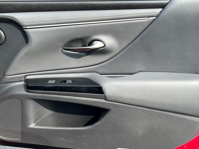 used 2024 Lexus ES 250 car, priced at $37,322