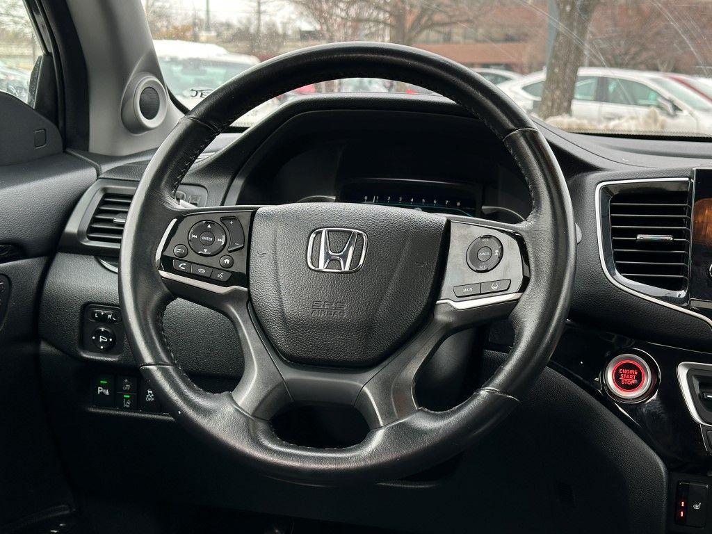 used 2021 Honda Pilot car, priced at $27,499