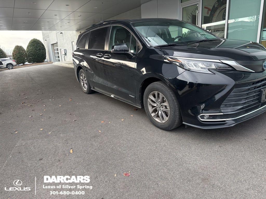 used 2021 Toyota Sienna car, priced at $36,712