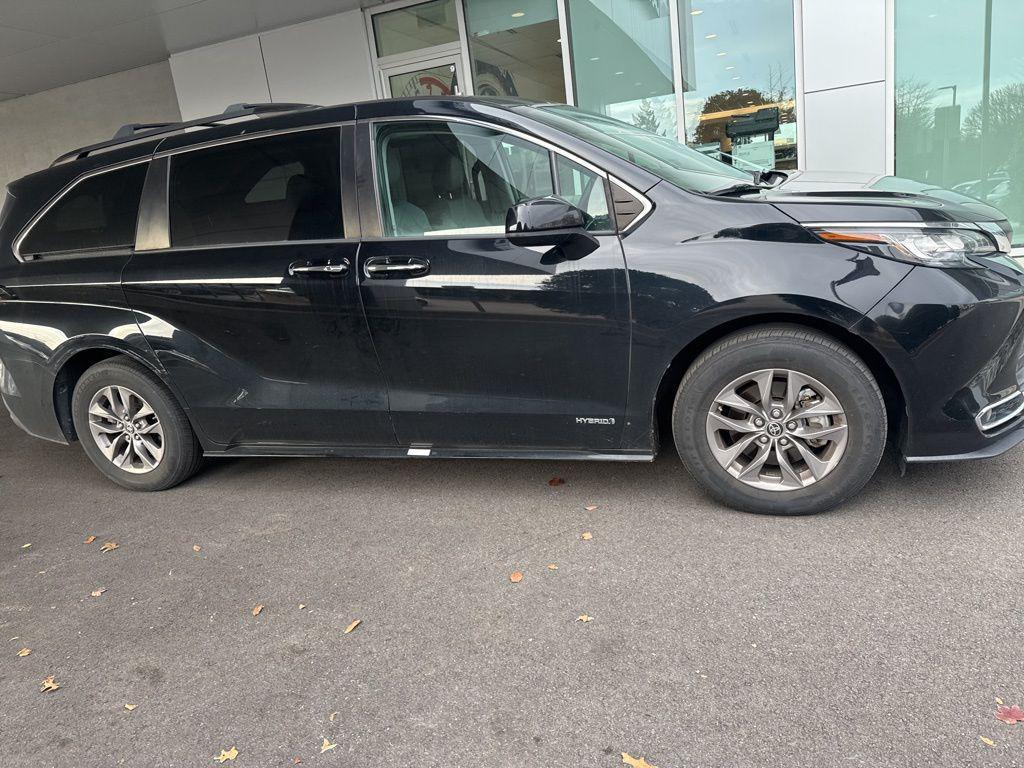used 2021 Toyota Sienna car, priced at $36,712