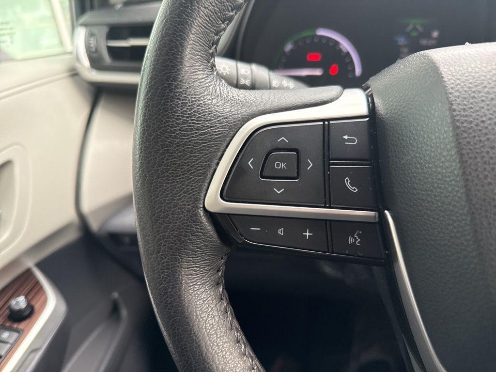 used 2021 Toyota Sienna car, priced at $36,712