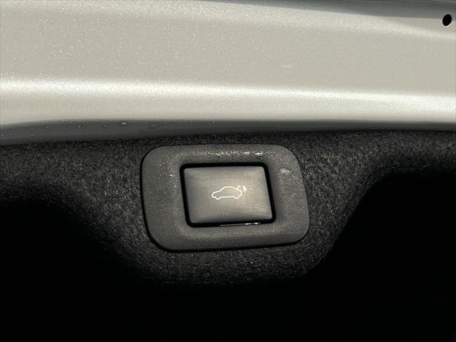used 2020 Lexus ES 300h car, priced at $35,520