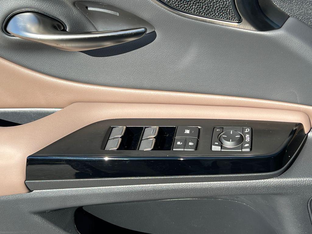 new 2025 Lexus ES 350 car, priced at $55,939