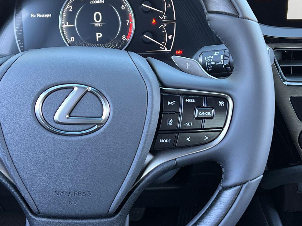 new 2025 Lexus ES 350 car, priced at $55,939