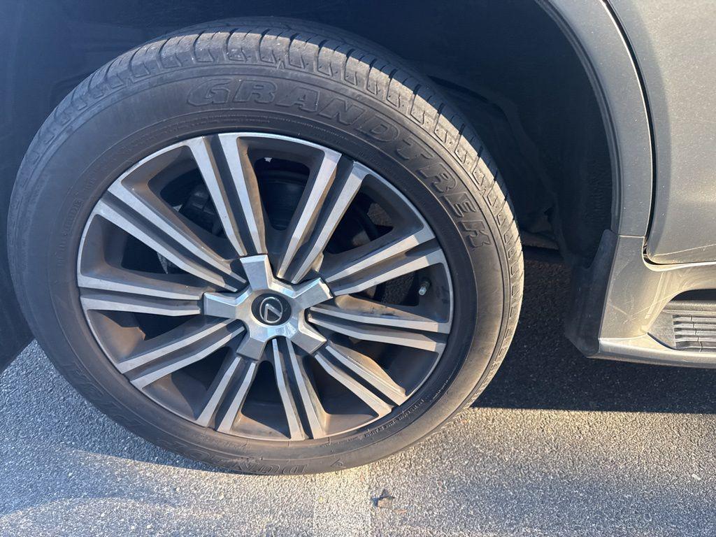 used 2021 Lexus LX 570 car, priced at $69,990