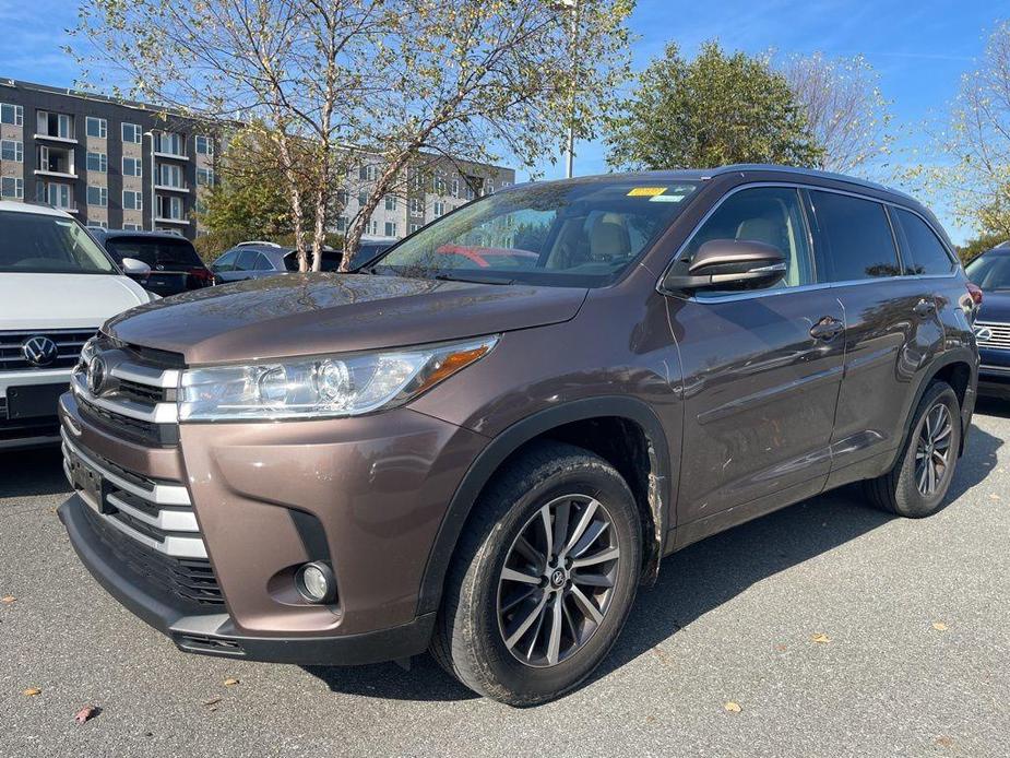 used 2017 Toyota Highlander car, priced at $25,411