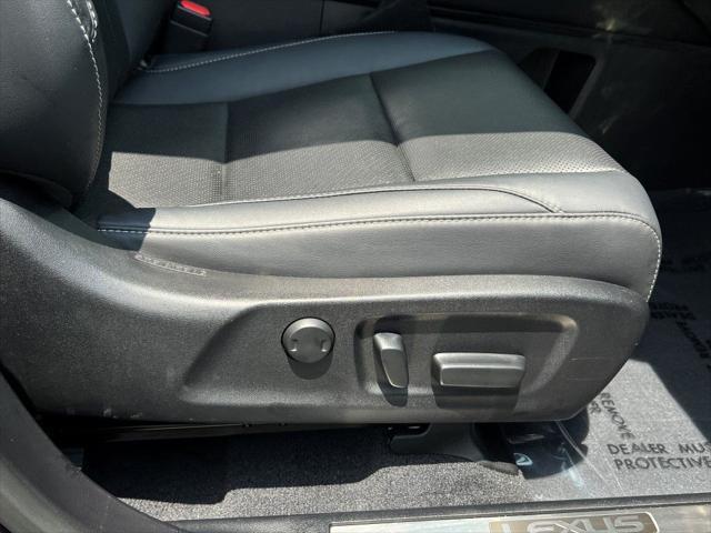used 2022 Lexus RX 350L car, priced at $43,300