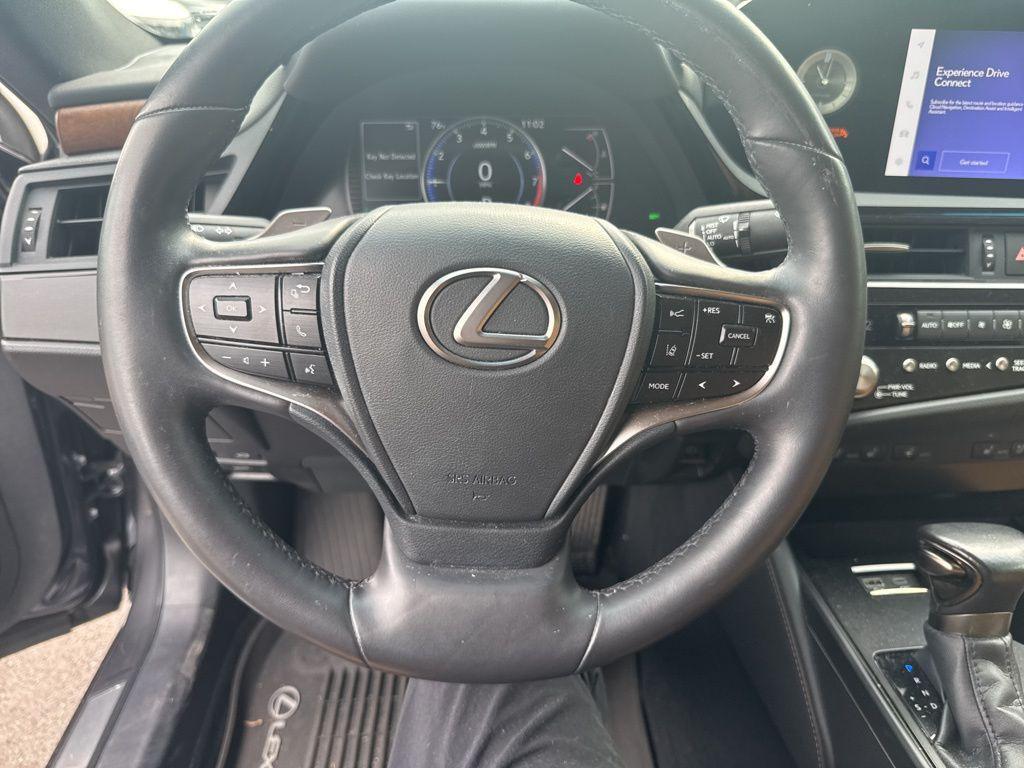 used 2023 Lexus ES 350 car, priced at $38,622