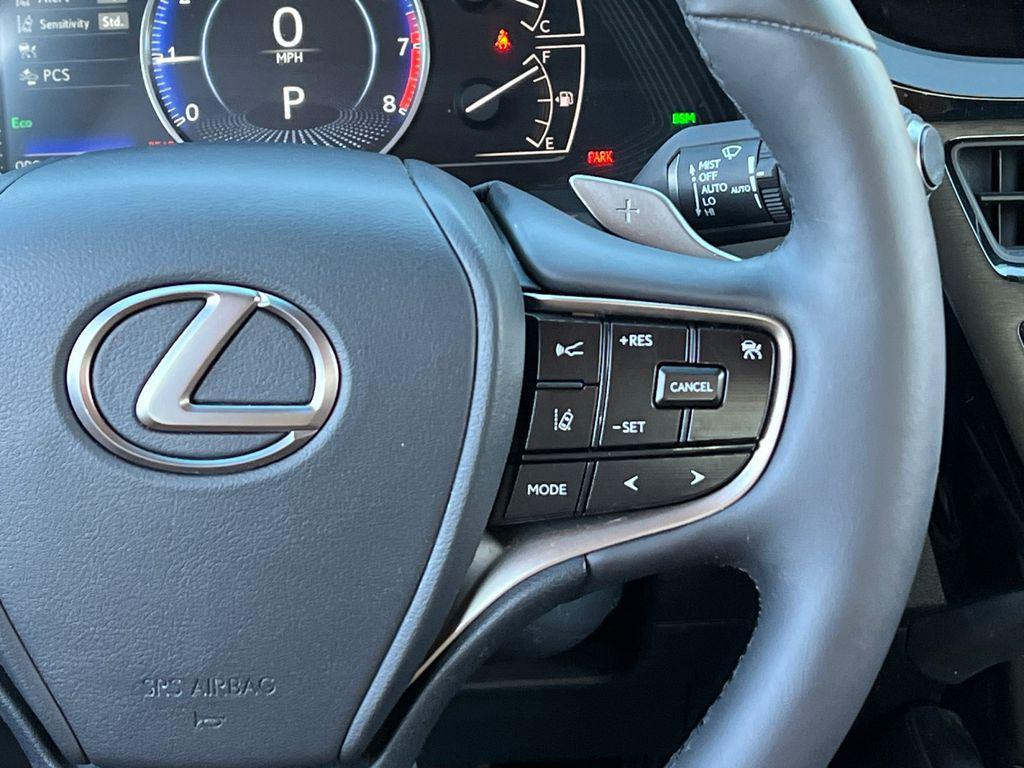 used 2023 Lexus ES 350 car, priced at $37,257