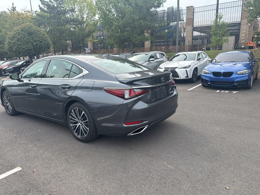 used 2023 Lexus ES 350 car, priced at $38,622
