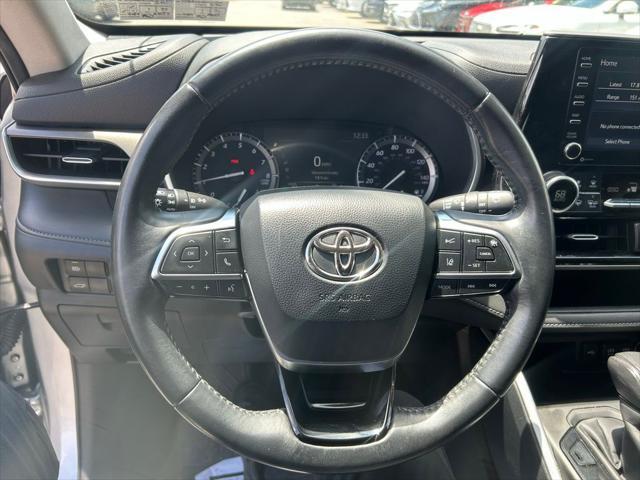 used 2020 Toyota Highlander car, priced at $34,978
