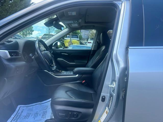 used 2020 Toyota Highlander car, priced at $34,978