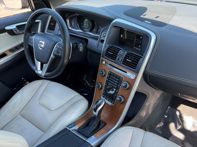 used 2015 Volvo XC60 car, priced at $13,602